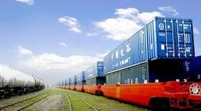 烏魯木齊至俄羅斯新西伯利亞和伊爾庫茨克鐵路運(yùn)輸班列 貨物進(jìn)出口的高效通道